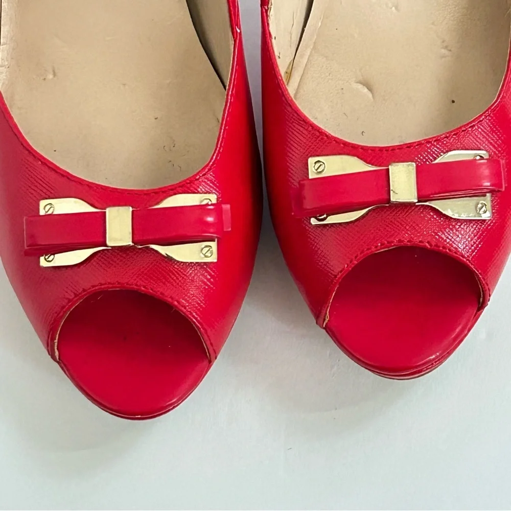 Marc-Fisher Women’s red Marsha Peep-Toe Bow Stillitoes size 8